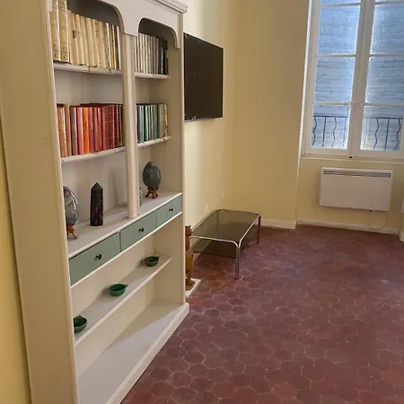 Grand * Roquemaure (Gard)